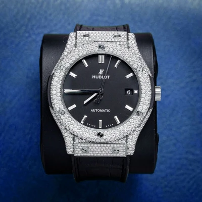Hublot Classic Fusion Ss 10.68ctw Black Strap - Nc