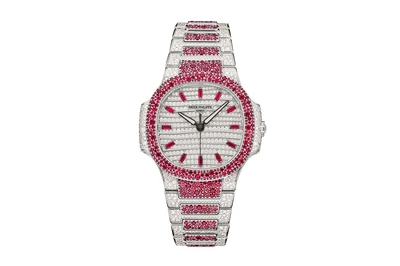 Patek Philippe - Nautilus Self-Winding - 7118/1452g- White Gold Rb1997