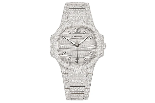 Patek Philippe - Nautilus Ladies Automatic - 7118/1450g - White Gold (rb543)