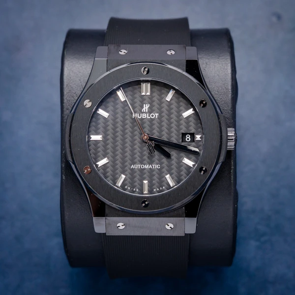 Hublot Classic Fusion Black Magic 45MM (511.ch.1771.rx) - Black Rubber Strap - Carbon Fiber Dial - Watch & 2018 Card