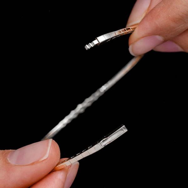 Graduated Diamond Flex Bangle Bracelet 14k Solid Gold 0.20ctw