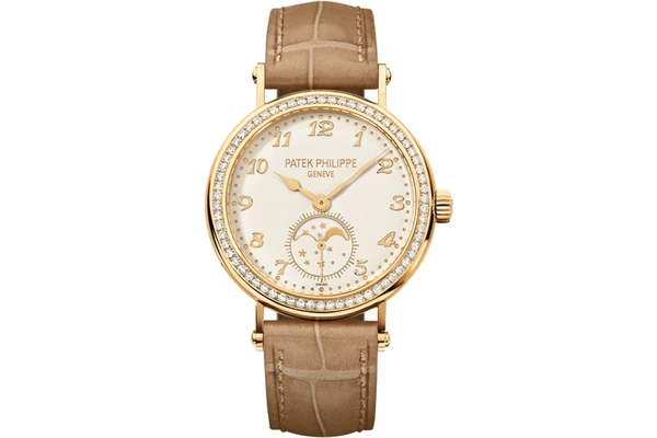Patek Philippe - Calatrava Moon Phase Ladies - 7121j - Yellow Gold - 33MM
