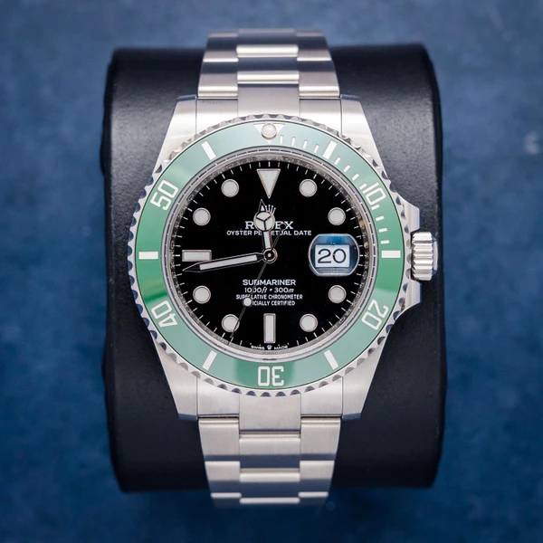 Rolex Submariner Date 40MM (126610lv) "starbucks" Steel - Green Ceramic