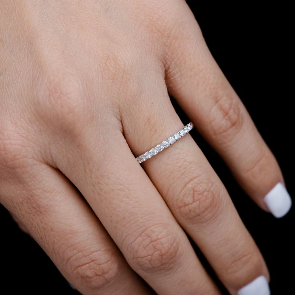 Eleven Stone Shared Prong Diamond Band Ring 14k Solid Gold 0.25ctw