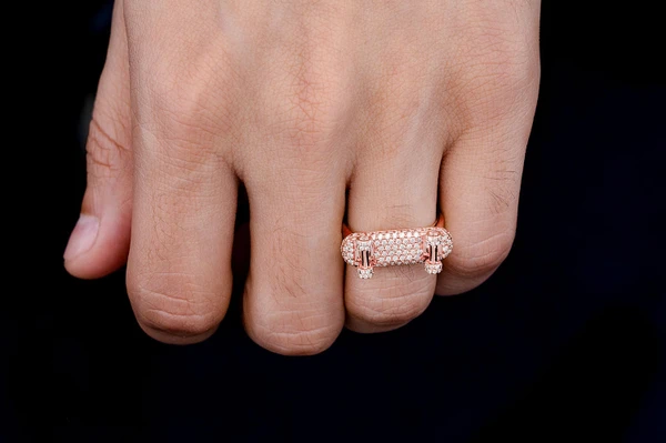 Skateboard Diamond Ring 14k Solid Gold 1.00ctw