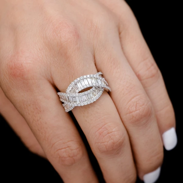 Baguette And Round Diamond Twist Ring 14k Solid Gold 1.65ctw