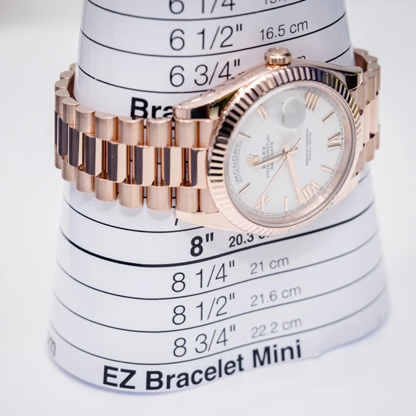 Rolex Day Date 40MM (228235) Rose Gold Presidential - White Roman Dial - Watch & Box