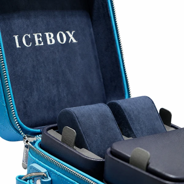 Icebox Leather World Travelers Case Medium