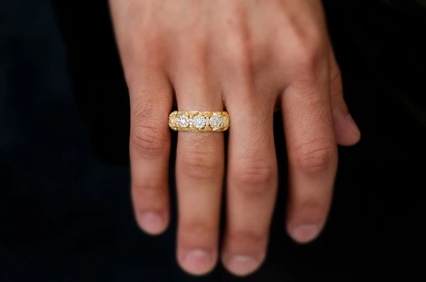 Pyramid Deluxe Diamond Ring 14k Solid Gold 1.30ctw