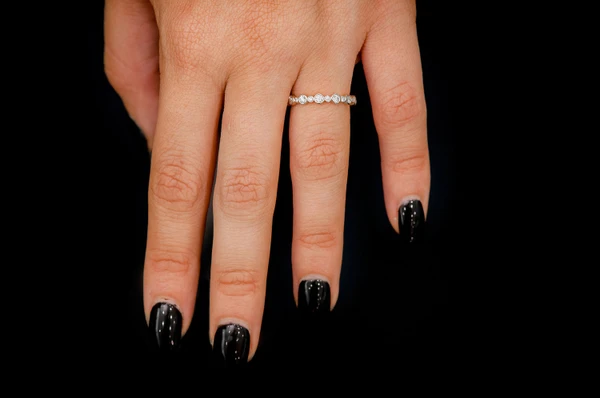 Vivi Bezel Diamond Band 14k Solid Gold 0.40ctw