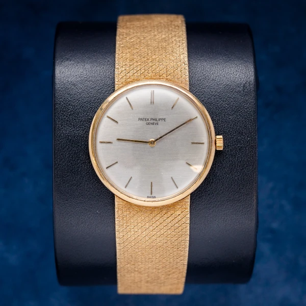 Vintage Patek Phillippe Geneve - 18k Solid Yellow Gold - 70.46 Grams - Manual Wind