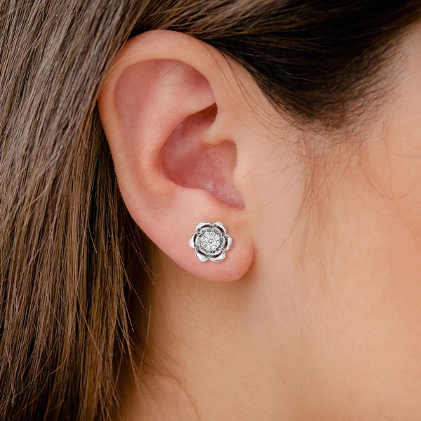 Bloomed Flower Diamond Cluster Stud Earrings 14k Solid Gold 0.15ctw