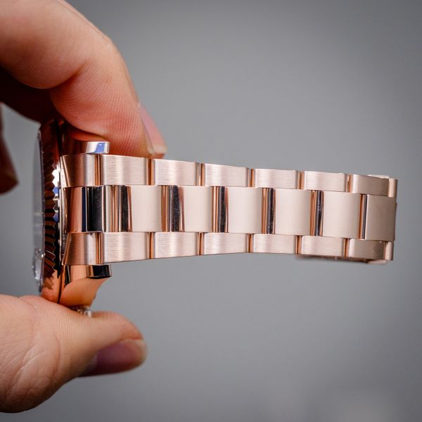 Rolex Sky Dweller 42MM (336935) - Rose Gold - Oyster Brac - Blue Dial - 2023 Card+WT & Box