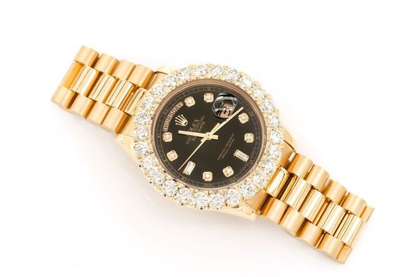 Rolex Day Date 36MM 18k Yellow Gold (18238) - 7.25ctw Diamond Bezel