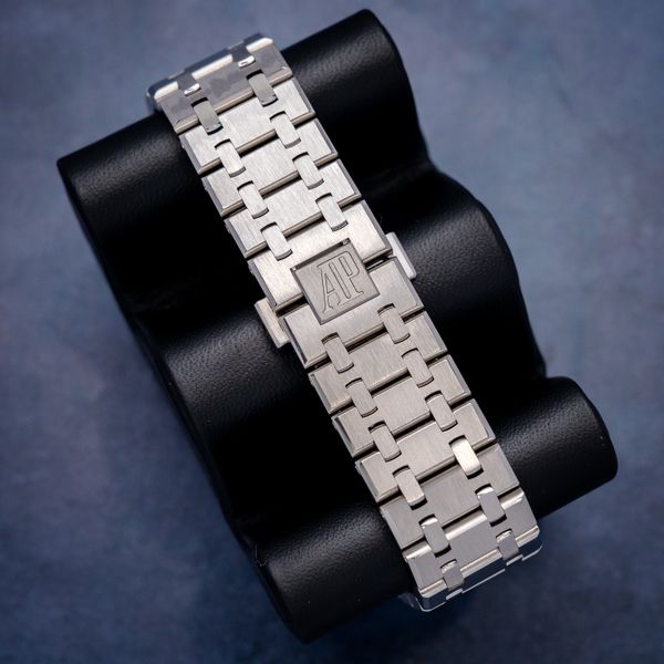 Audemars Piguet Royal Oak Chrono 41MM (26331ST.OO.1220ST.03) "Panda" - Steel - Watch, Card, Box