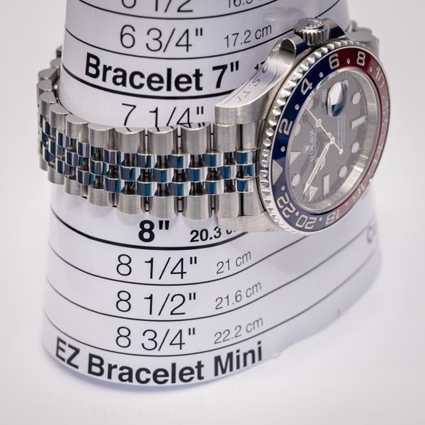 Rolex GMT Master II "Pepsi" 40MM (126710BLRO) Jubilee Brac - 2022 Card & Box