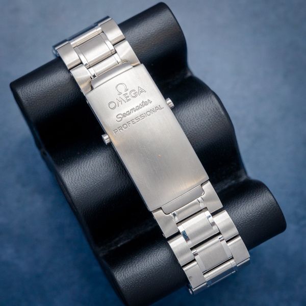 Omega Seamaster Diver 300m - 41MM (2253.80) Automatic Date Watch Blue Dial - Watch & Box