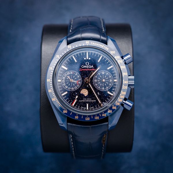 - Omega Speedmaster Moonphase 44.25MM (304.93.44.52.03.002) - Blue Ceramic - Aventurine Dial - (sw679)