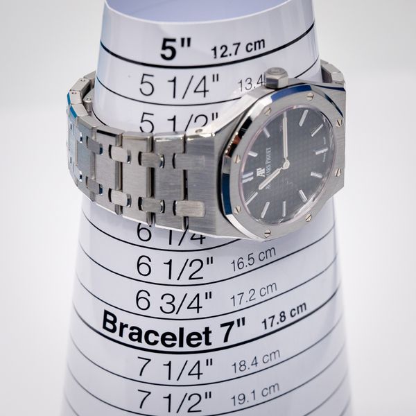 Audemars Piguet - Royal Oak Steel 33MM (67650ST) - Black Dial - Card & Box