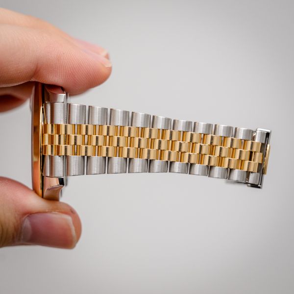 Rolex Datejust 41MM (126303) Steel & Yellow Gold - Jubilee Brac - Silver Index Dial - Watch & Box - (sw800)