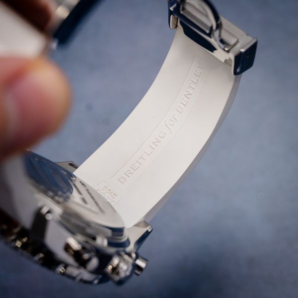 Breitling Bentley 44MM (a13363) White Rubber Strap - Deployant Buckle - Watch & Cosc Paper (sw786)