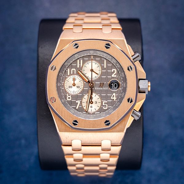 - Audemars Piguet Royal Oak Offshore 42MM (26470or) "Brick" - Rose Gold Chrono - Ceramic Buttons - Grey Dial - Archives Paper Included