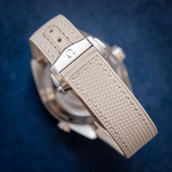 Omega Seamaster Planet Ocean 600m - 43.5MM (215.32.44.21.09.001) Watch, 2024 Cards, Box (sw817)