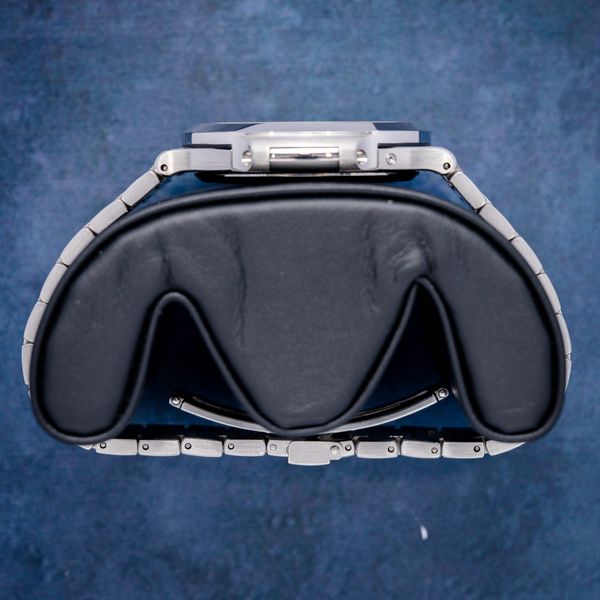 Patek Philippe Nautilus - 5712/1a-001 - Steel - Blue Dial - Box & 2022 Papers