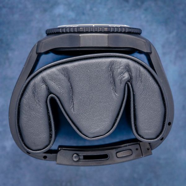 Tag Heuer Aquaracer Professional 300 - 43MM Date Automatic Black Dlc - Undated Card (sw1102)