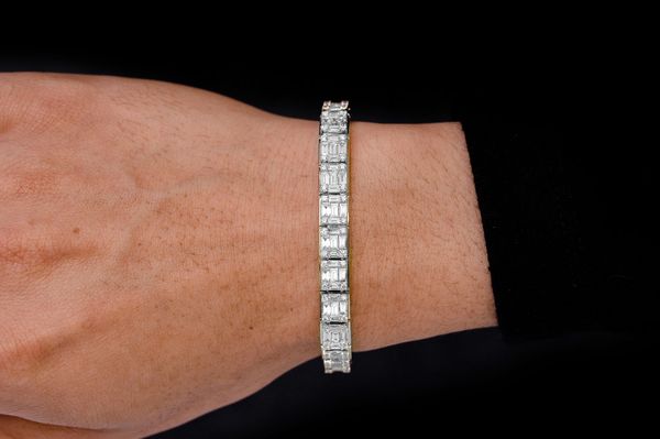 Icebox - Baguette & Round Link Diamond Bracelet 14k Solid