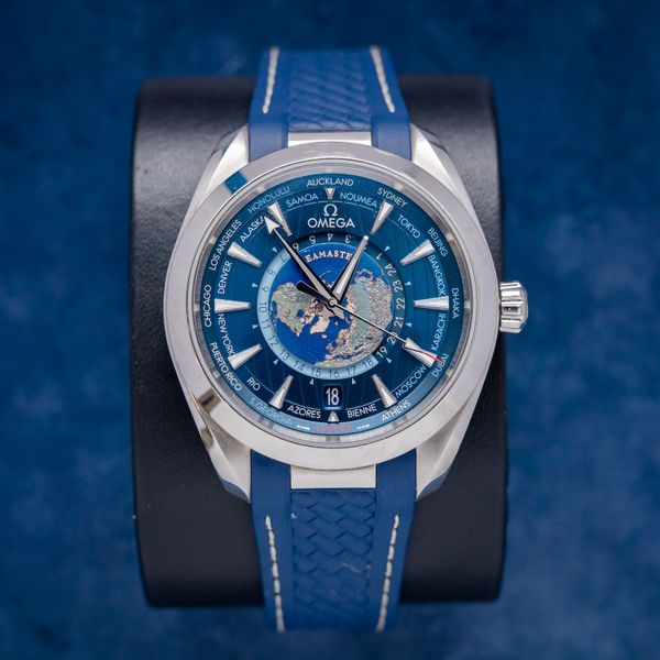 - Omega Seamaster Aqua Terra 150m 43MM (220.12.43.22.03.001) - Blue Rubber Strap (sw667)