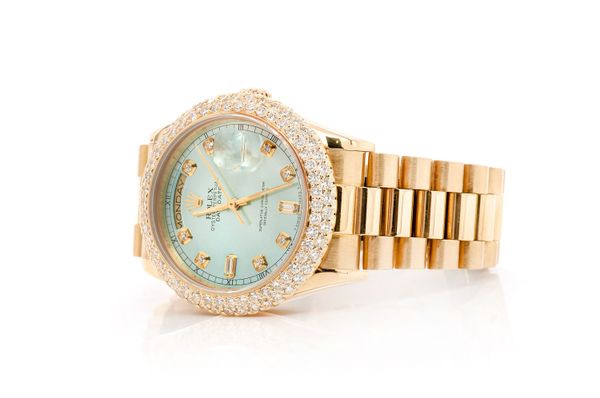 Rolex Day Date Presidential 36MM 18k Yellow Gold (18038) - 4.00ctw Diamond Bezel