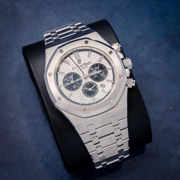Audemars Piguet Royal Oak Chrono 41MM (26331ST.OO.1220ST.03) "Panda" - Steel - Watch, Card, Box