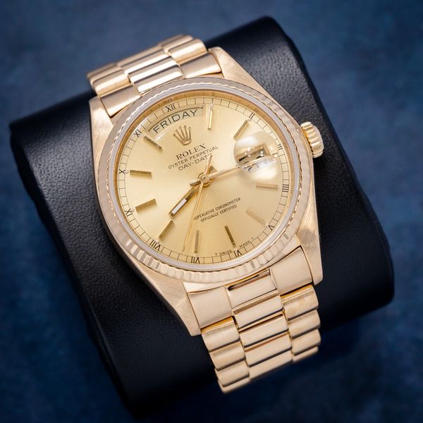 Rolex Day Date 36MM (18038) Yellow Gold Presidential - Champagne Stick Dial - Watch & Box