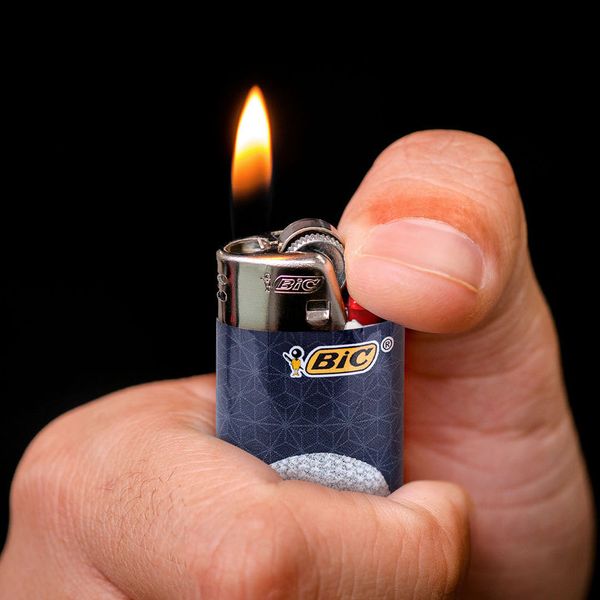 Icebox Set Of 3 Bic Lighters 