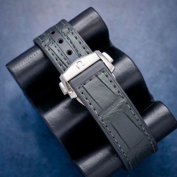 - Omega Constellation - (131.23.41.21.10.001) Steel & Yellow Gold - Leather Strap - 2023 Watch, Box, 3 Cards - (sw880)