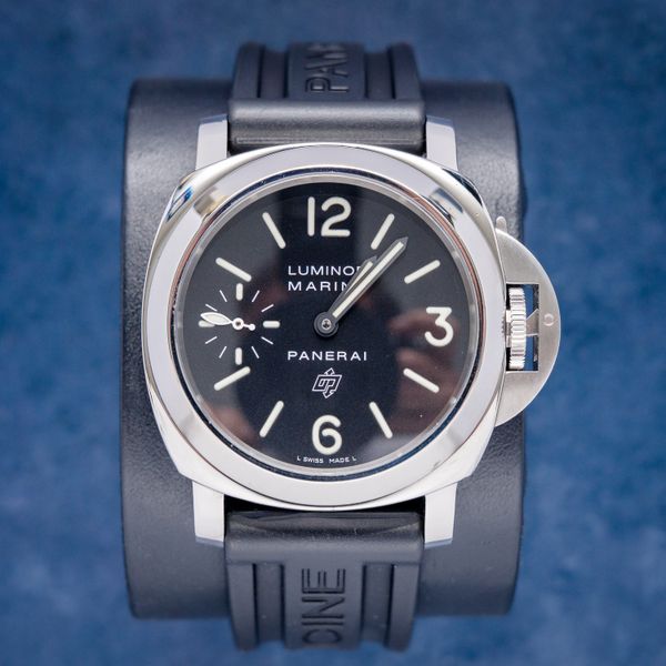 Panerai Luminor Marina 44MM (PAM00005) Black Rubber Strap & 2011 Card