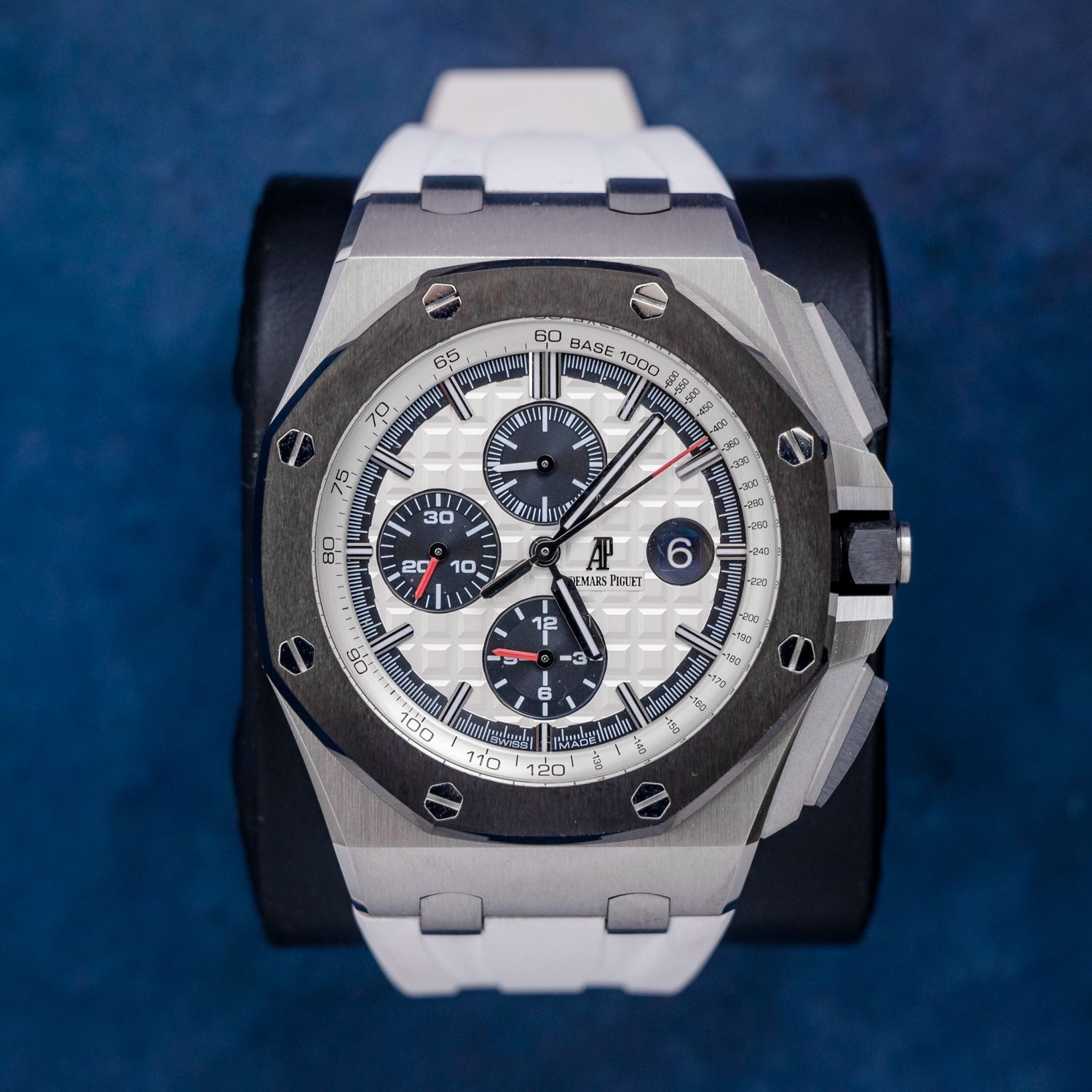 Audemars Piguet Royal Oak Offshore 44MM (26400SO.OO.A002CA.01) - Ceramic - Box & 2014 Papers (Booklet)