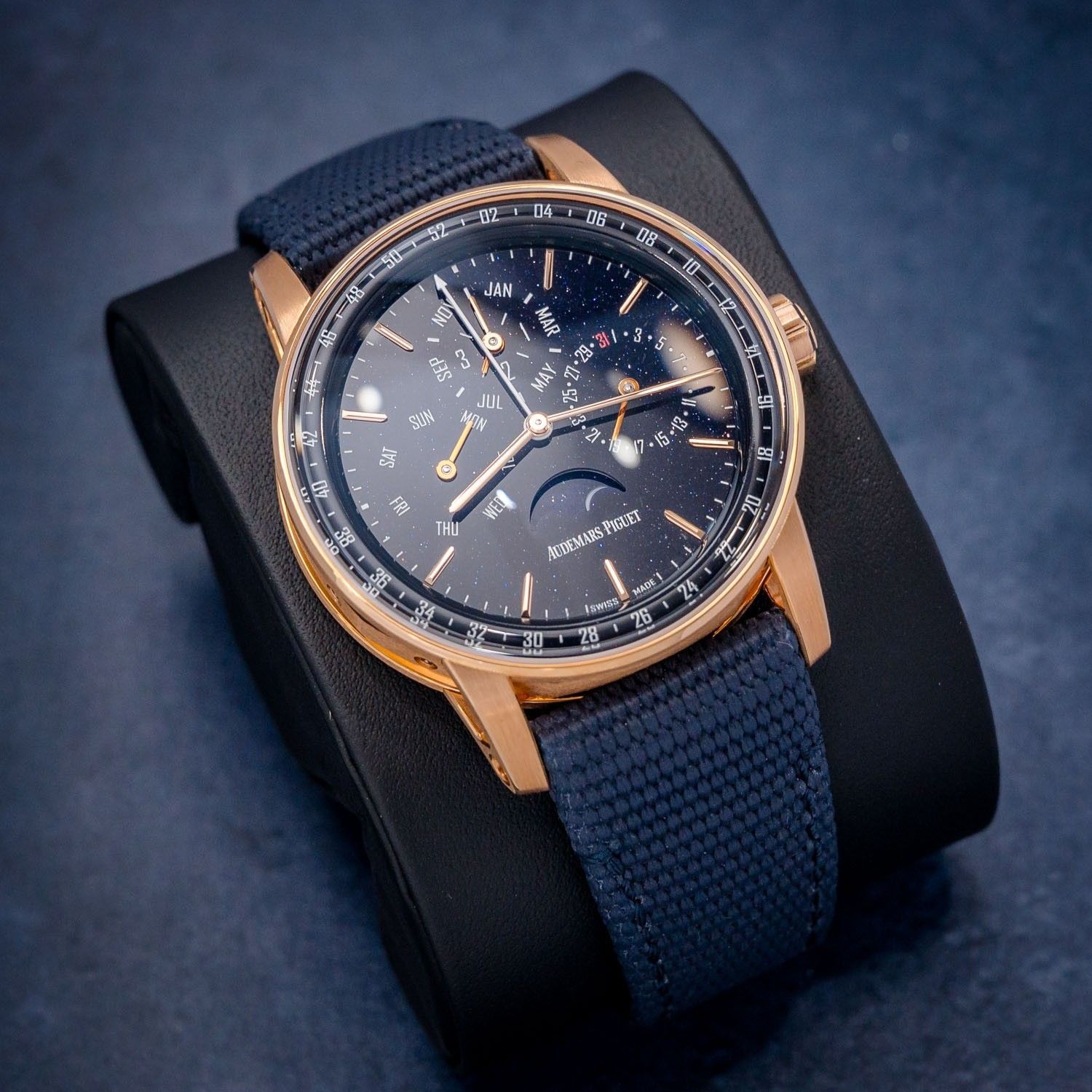 Audemars Piguet (26394OR.OO.D027KB.01) - 2022 Card, Receipt & Winding Box