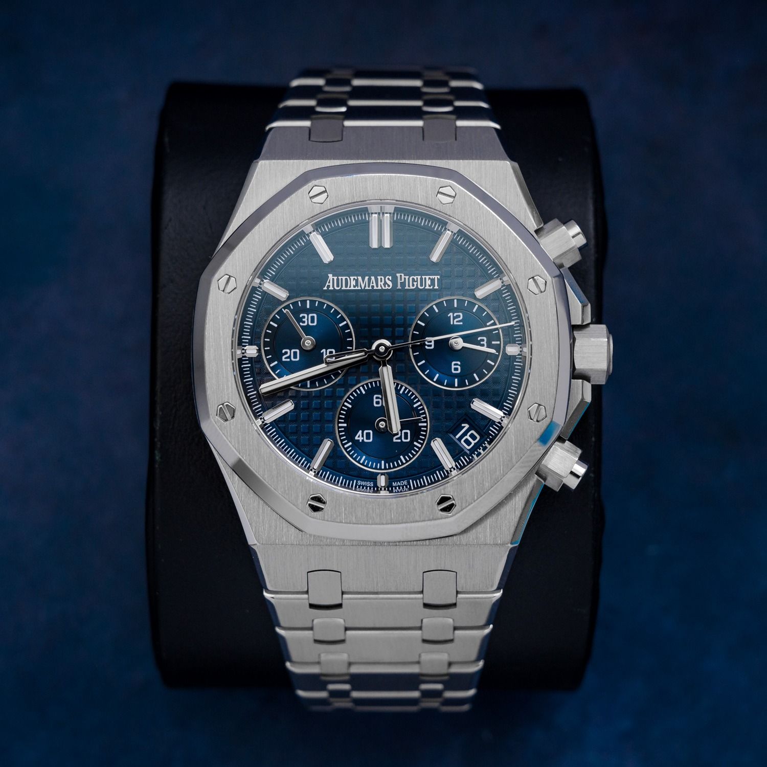 Audemars Piguet - Royal Oak Chrono (26240ST.OO.1320ST.05) - Steel - Blue Chrono - 2023 Card & Box
