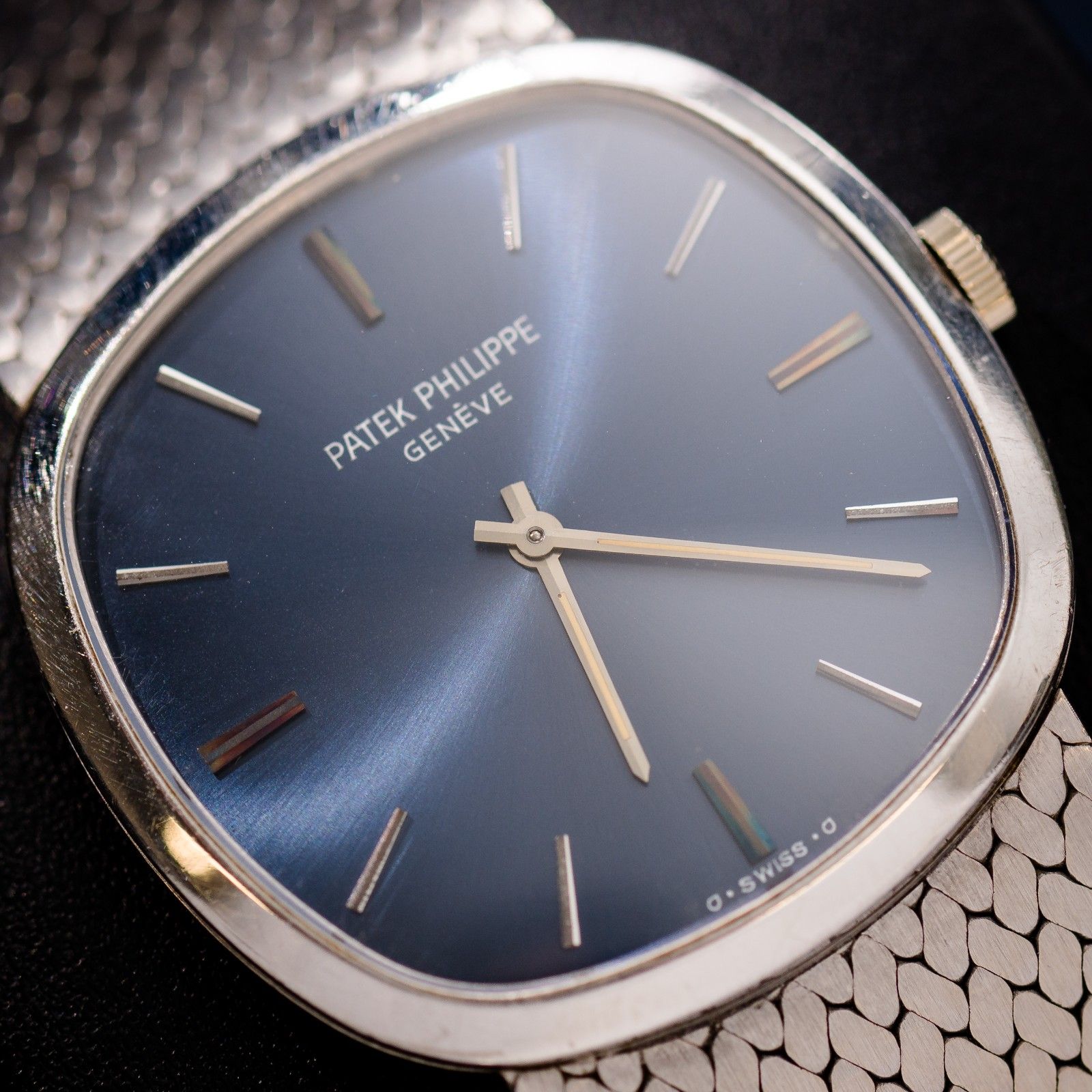 Patek Philippe Ellipse - 33MM - (REF. 3544) - 18k White Gold - Blue Dial - 114.24 Grams