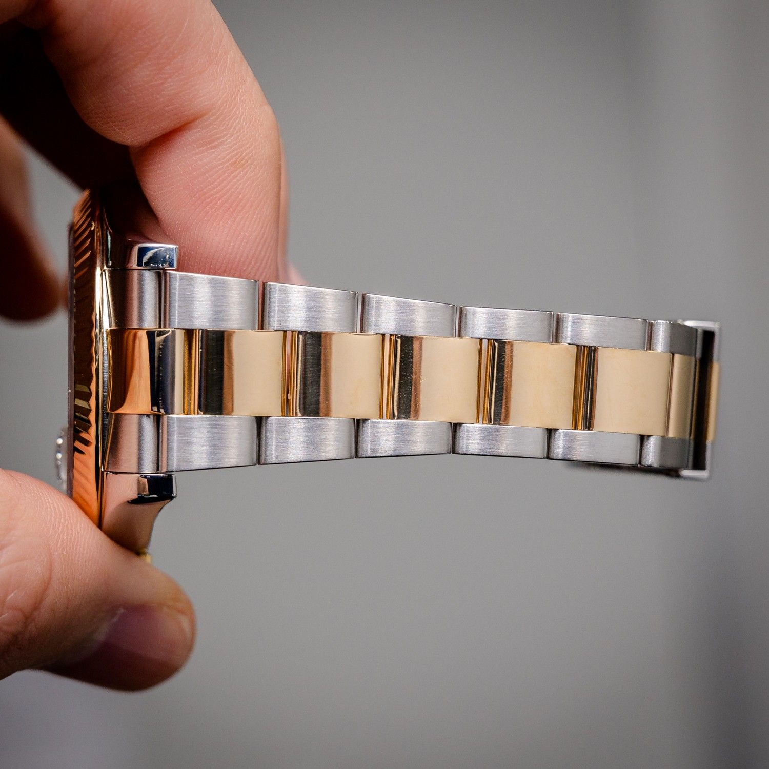 Rolex - Datejust II - 41MM (116333) - Steel & Yellow Gold - Black Roman Dial - Oyster Bracelet - 2014 Card & Box
