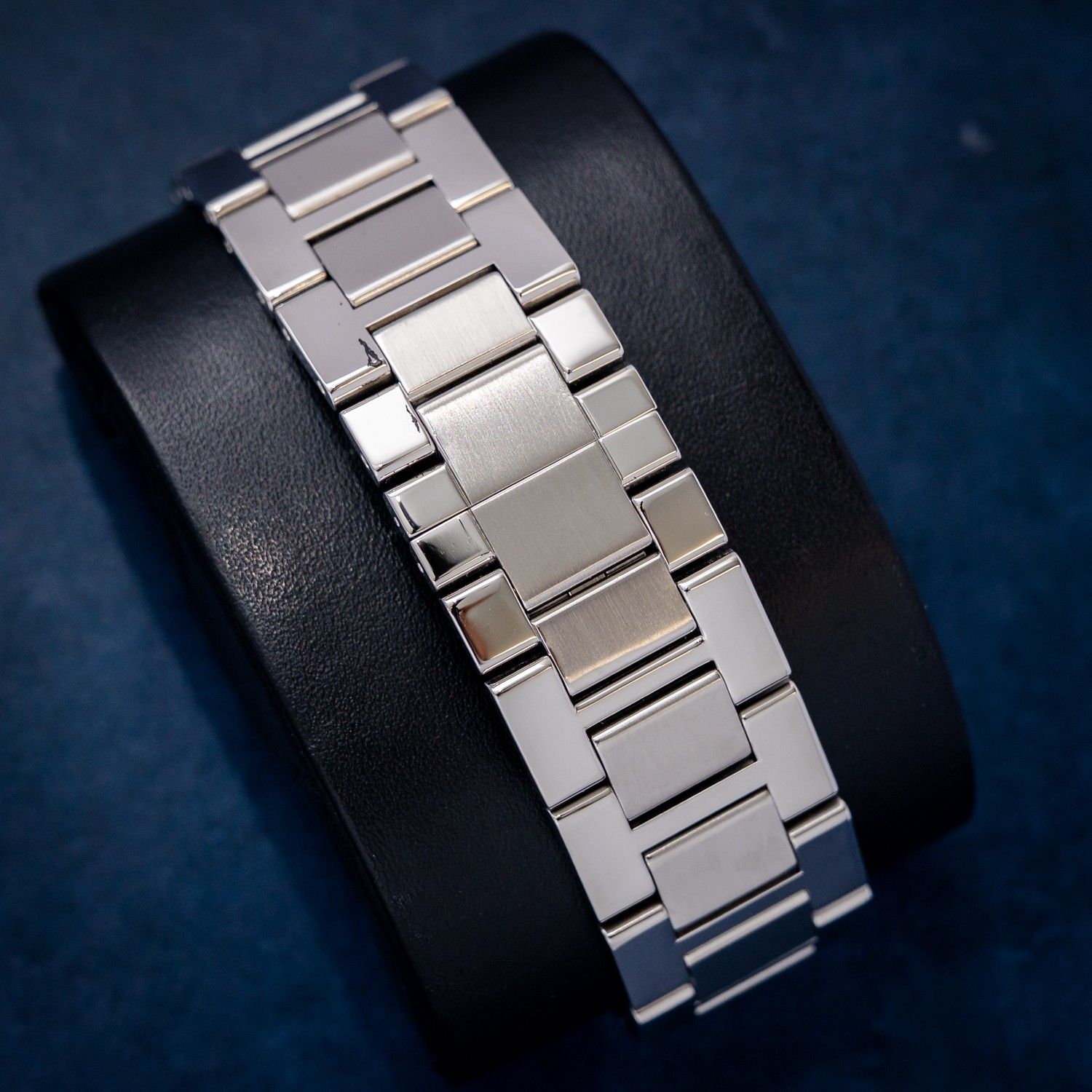 Cartier Tank Solo XL 41MM X 31MM (W5200028) Silver Dial Automatic Date - Watch & Box