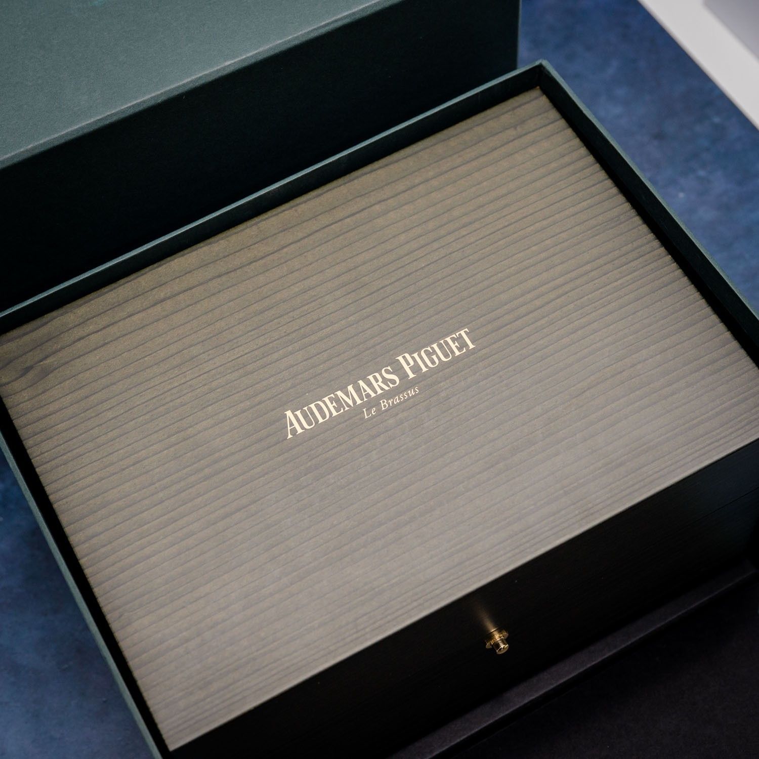 Audemars Piguet (26394OR.OO.D027KB.01) - 2022 Card, Receipt & Winding Box