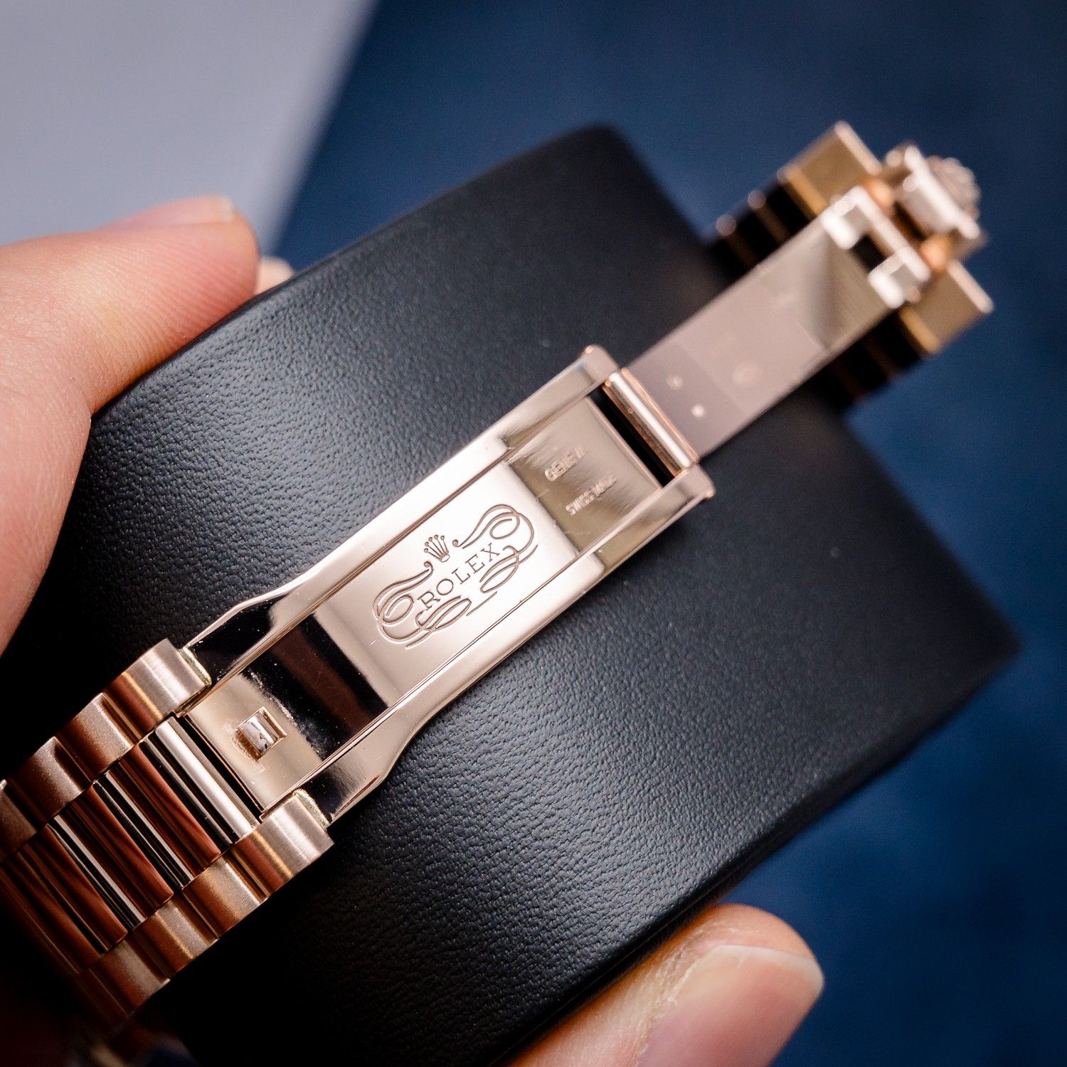Rolex Day-Date 40MM (228345RBR) Rose Gold - Pave Diamond Dial & Diamond Bezel - Watch & Box