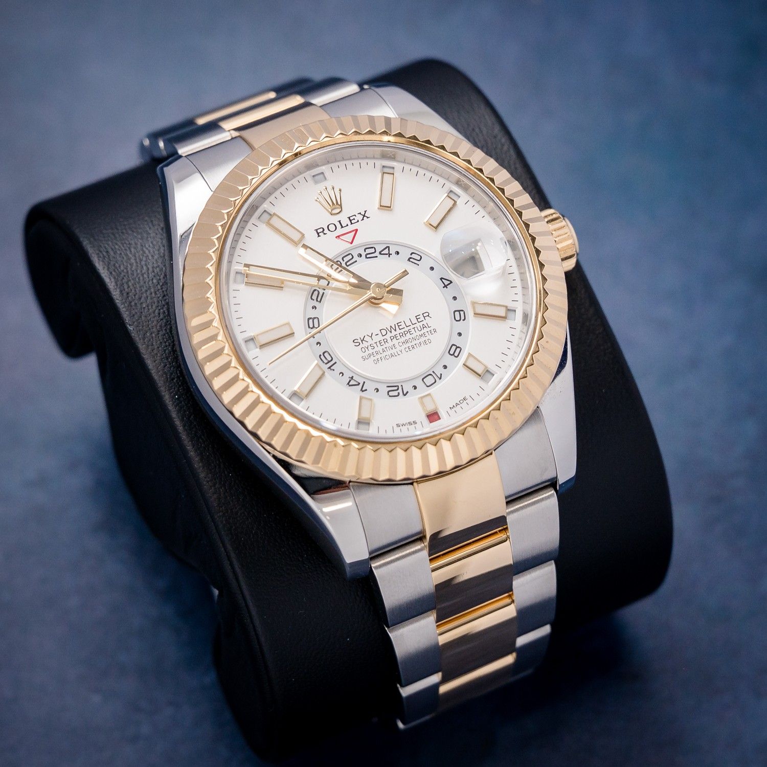 Rolex Sky-Dweller 42MM (326933) - Steel & Yellow Gold - Oyster - White Dial