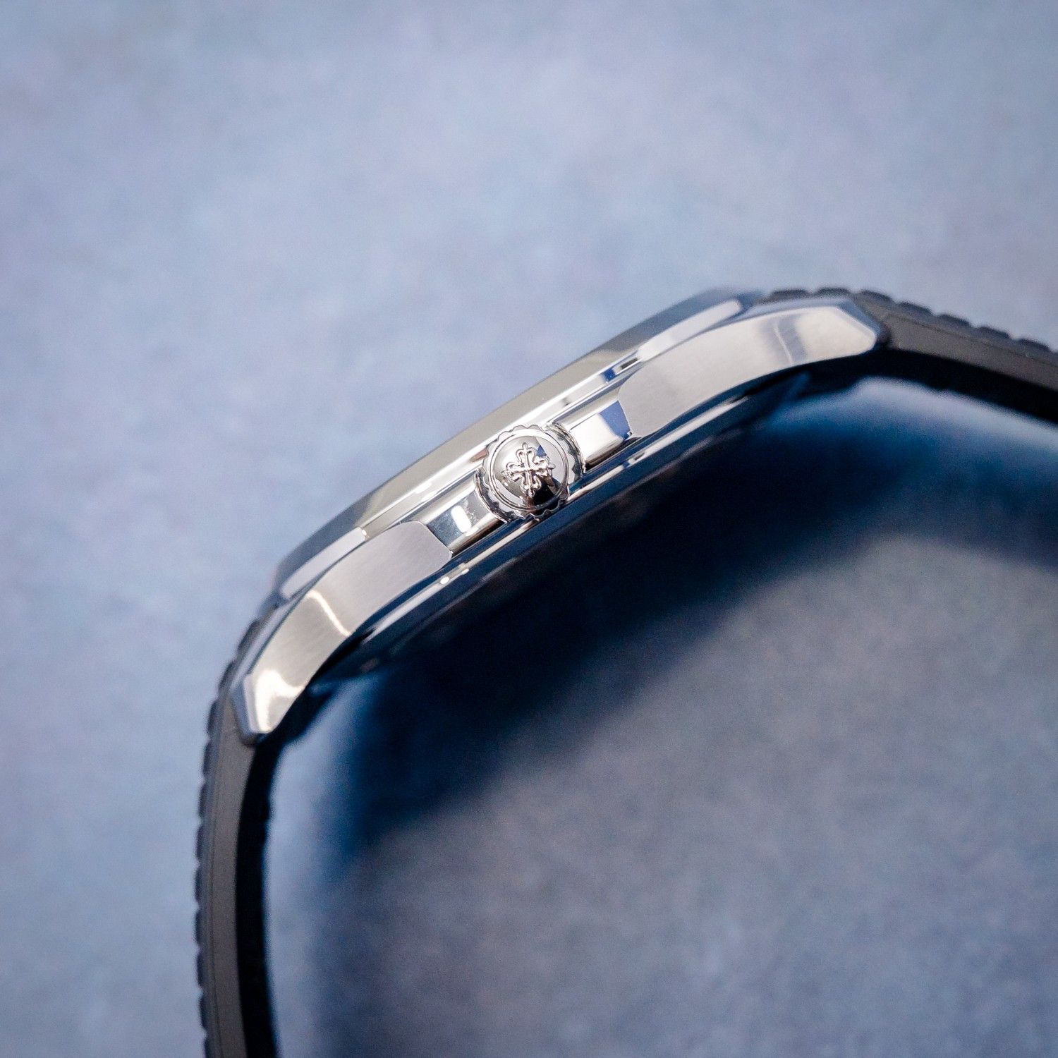 Patek Philippe Nautilus 5167a - Steel & Black Rubber Strap