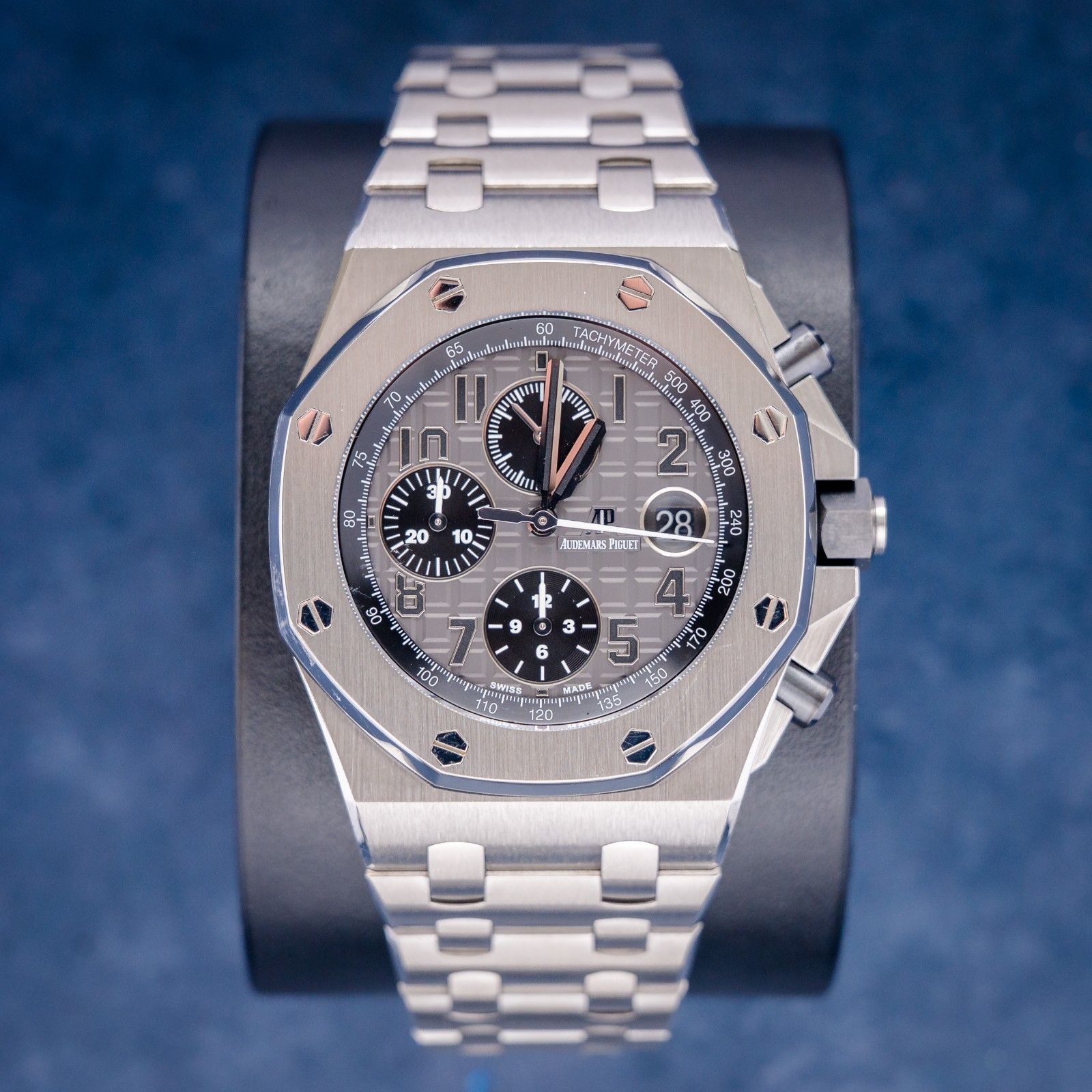 Audemars Piguet Offshore 42MM (26470ST) Elephant Leather - Card & Box
